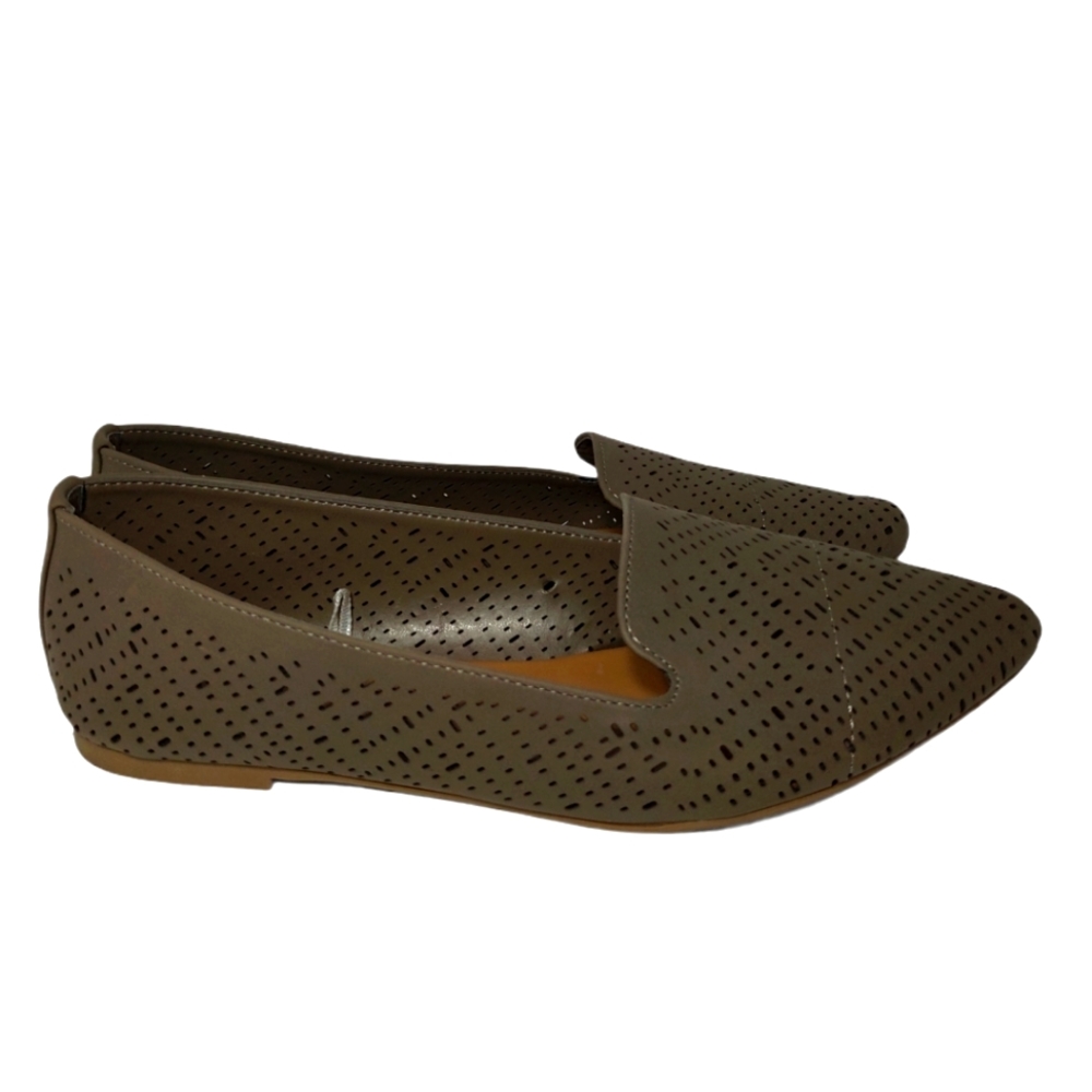 Seychelles Julia Perforated Taupe Flat Women's 7.5